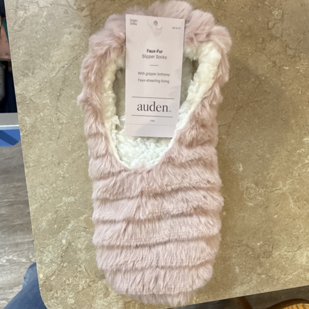 Auden Faux Fur Slipper Socks Light Pink Women's 9-10 Gripper FXL-5268